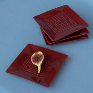 Set of DESSERT PLATES, 4 pieces